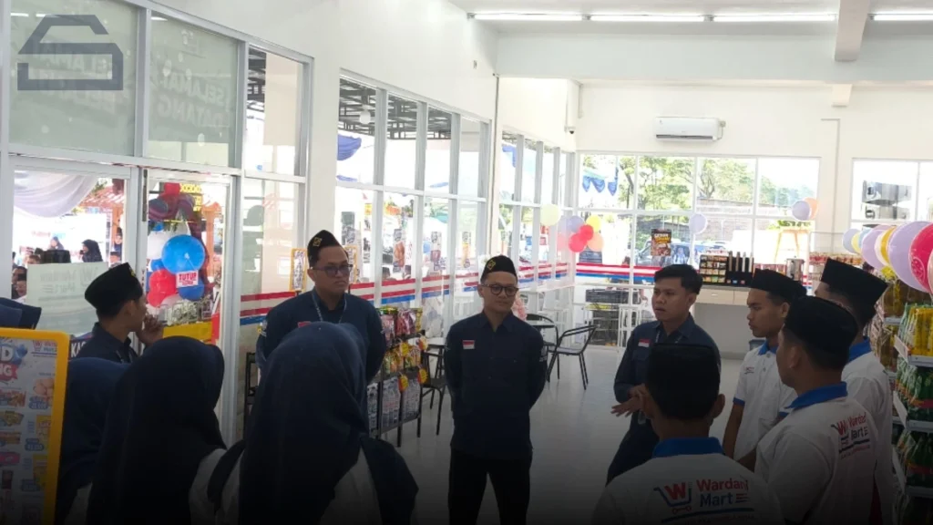 wardani mart grand opening